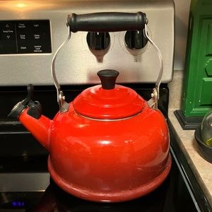 Le Creuset Kettle